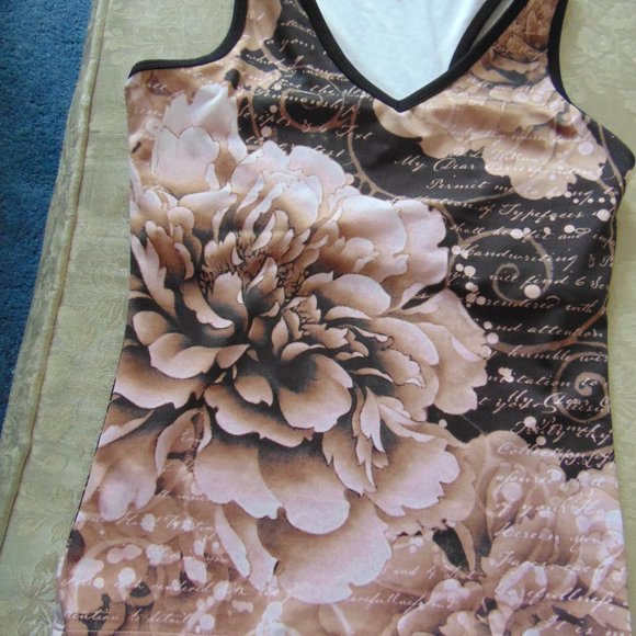 So Sporty Brown Floral Racerback Tank Top Size Medium NWT - Picture 6 of 8